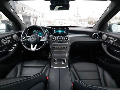 Used 2021 Mercedes-Benz GLC 300 4MATIC image 43