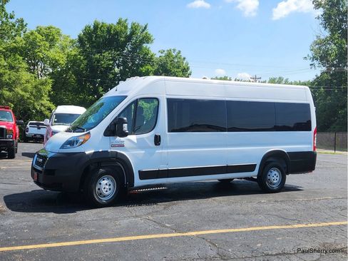 Used 2021 RAM ProMaster 3500 w/ Premium Appearance Group FWD image 14