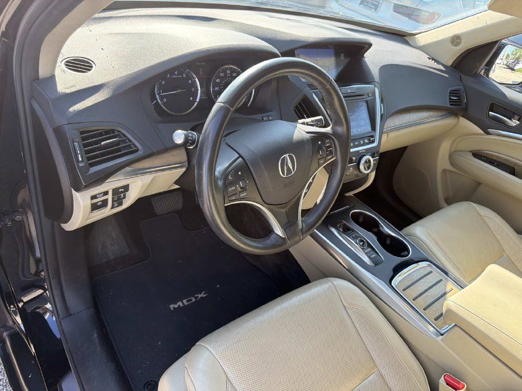 Used 2019 Acura MDX w/ Technology Package AWD/4WD image 18
