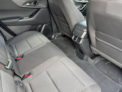 Used 2026 Chevrolet Equinox LT w/ Safety and Technology Package image 18