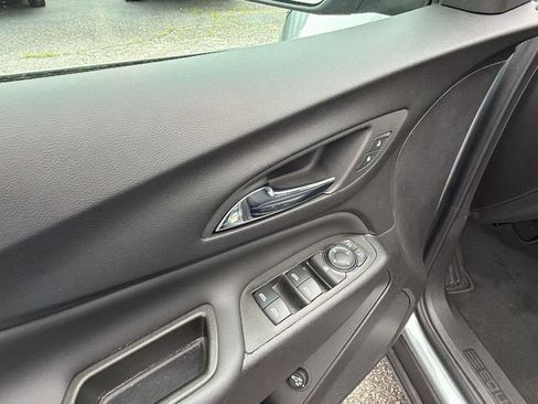 Used 2024 Chevrolet Equinox LT AWD/4WD image 14