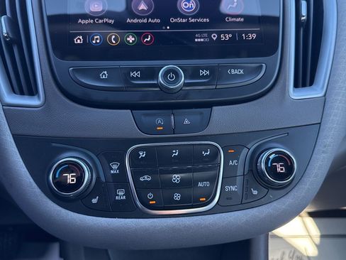 Used 2024 Chevrolet Malibu LT image 10