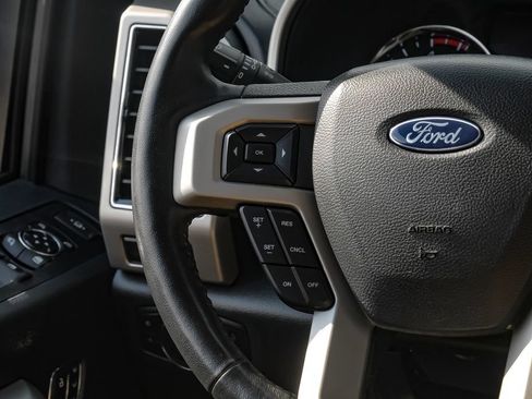 Used 2022 Ford F250 Lariat w/ Tremor Off-Road Package AWD/4WD image 16