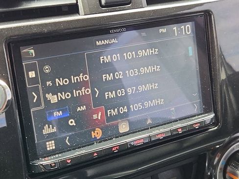 Used 2020 Toyota 4Runner Venture w/ Moonroof Package image 22