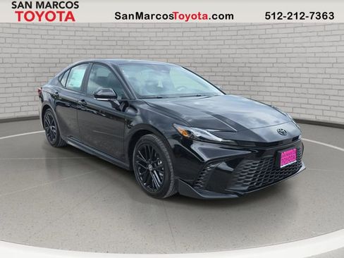 New 2026 Toyota Camry SE image 3