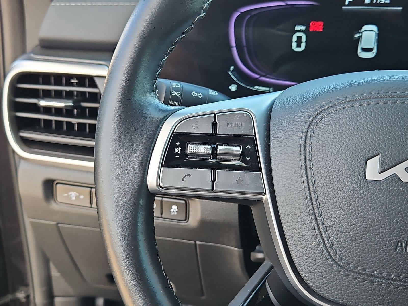 Certified 2025 Kia Telluride EX X-Line AWD/4WD image 24