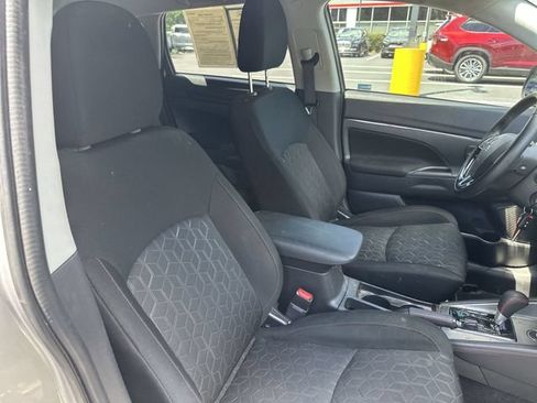 Used 2023 Mitsubishi Outlander Sport LE AWD/4WD image 28
