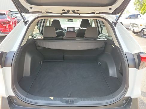 Used 2025 Toyota RAV4 XLE FWD image 11