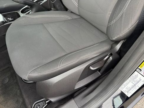 Used 2018 Ford Fiesta SE image 15