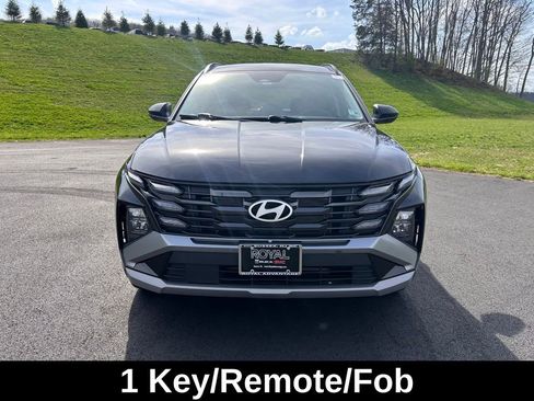 Used 2025 Hyundai Tucson SEL image 2