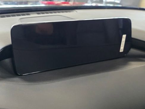 New 2026 MAZDA MAZDA3 Hatchback w/Premium Plus Pkg image 18