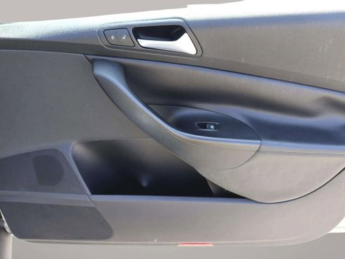 Used 2009 Volkswagen Passat Komfort image 32