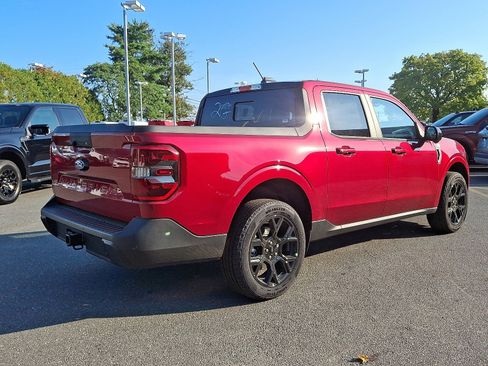 New 2025 Ford Maverick Lariat w/ Black Appearance Package image 7