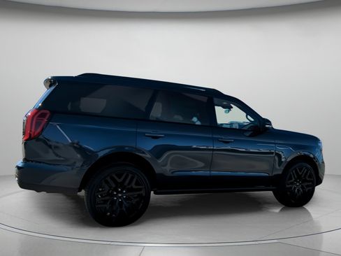 New 2026 Ford Expedition Platinum w/ Stealth Performance Package image 32