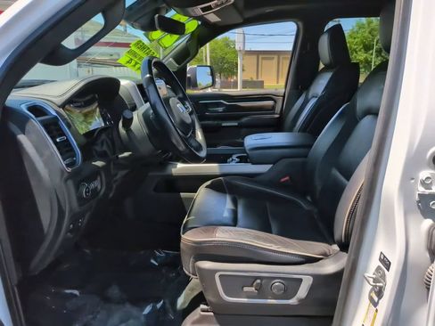 Used 2023 RAM 1500 Laramie AWD/4WD image 20