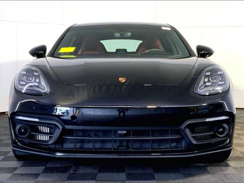 Certified 2023 Porsche Panamera 4 Platinum Edition AWD/4WD image 10