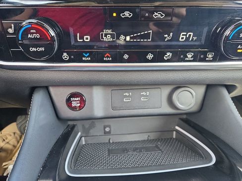 Certified 2026 Nissan Rogue Platinum w/ Platinum Premium Package AWD/4WD image 32