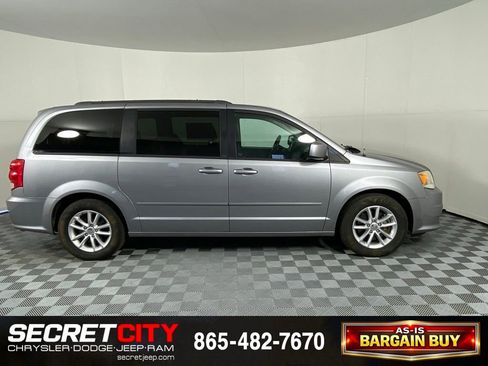 Used 2014 Dodge Grand Caravan SXT FWD image 8