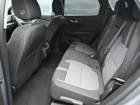Used 2025 Chevrolet Blazer LT FWD image 14