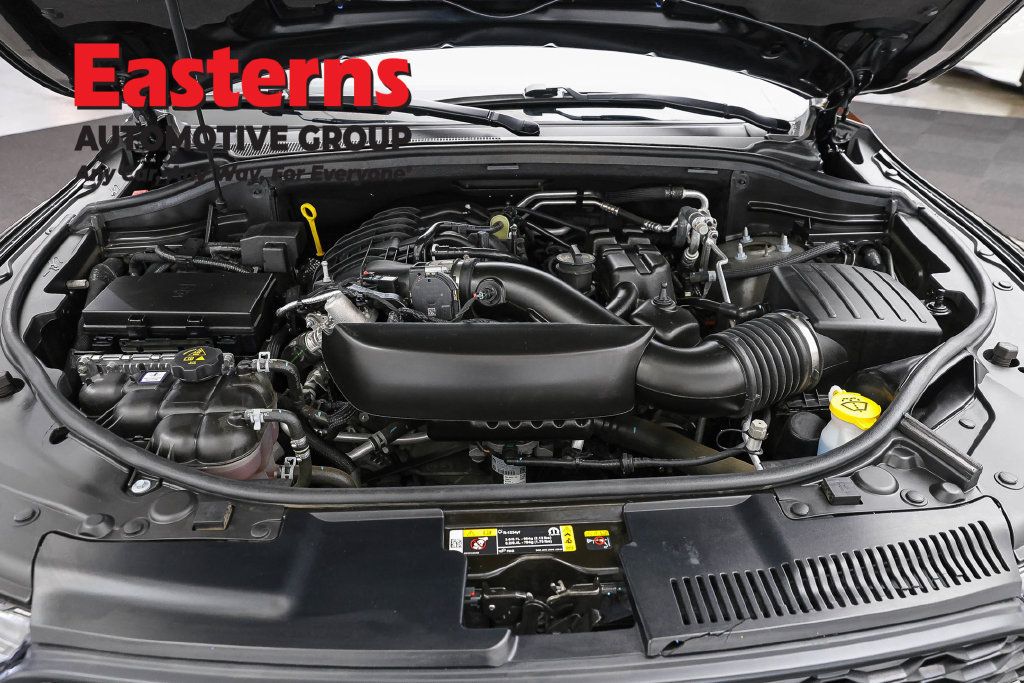 Used 2025 Dodge Durango GT RWD image 9