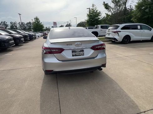 Used 2023 Toyota Camry XLE FWD image 5