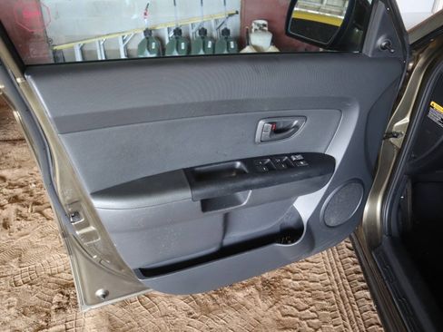 Used 2013 Kia Soul FWD image 23