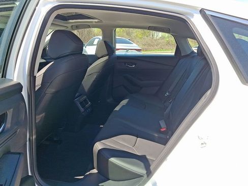 Used 2023 Honda Accord EX-L image 10