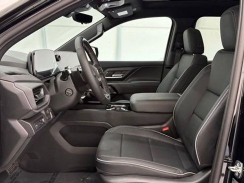 New 2026 Chevrolet Silverado EV LT AWD/4WD image 14
