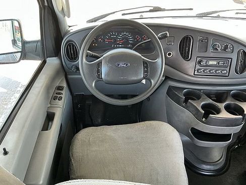 Used 2008 Ford E-250 and Econoline 250 E250 VAN image 15