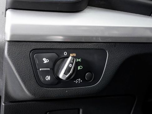 Used 2020 Audi Q5 2.0T Titanium Premium Plus w/ Premium Plus Package image 10