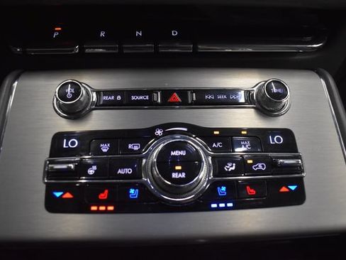 Used 2020 Lincoln Aviator Reserve w/ Equipment Group 202A AWD/4WD image 28
