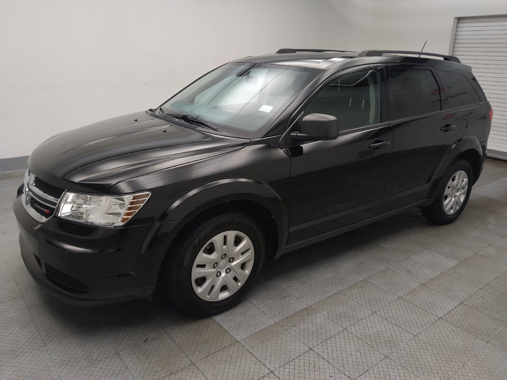 Used 2018 Dodge Journey SE FWD image 2