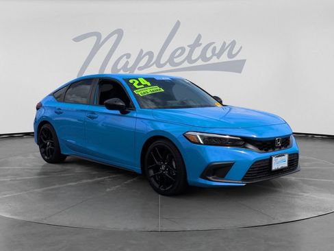 Used 2024 Honda Civic Sport image 3