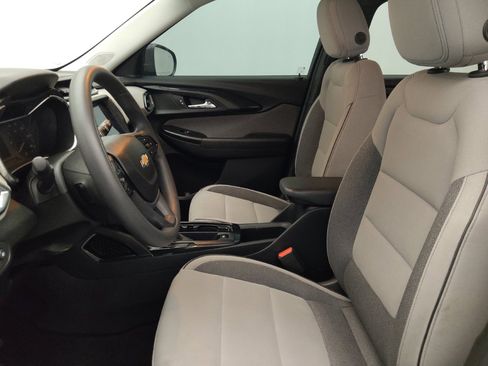 Used 2021 Chevrolet TrailBlazer LT w/ Convenience Package FWD image 17