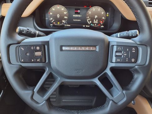 New 2026 Land Rover Defender 130 X-Dynamic SE AWD/4WD image 15