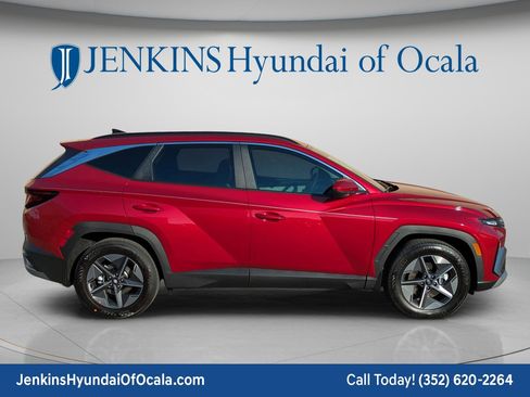 New 2026 Hyundai Tucson SEL FWD image 2