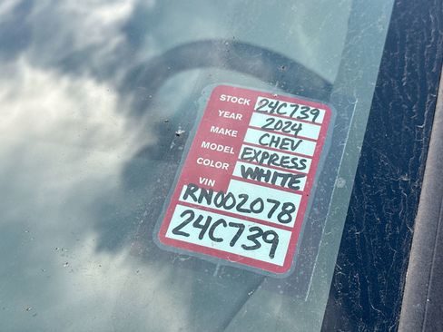 New 2024 Chevrolet Express 3500 Work Van w/ Ambulance Package image 27