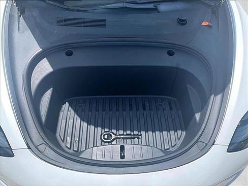 Used 2021 Tesla Model 3 Standard Range Plus RWD image 11