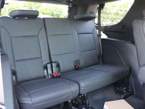 New 2026 Chevrolet Tahoe High Country AWD/4WD image 40