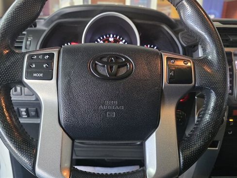 Used 2011 Toyota 4Runner Limited image 14