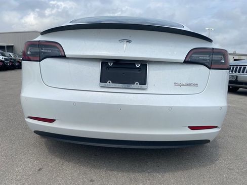 Used 2021 Tesla Model 3 Performance image 10
