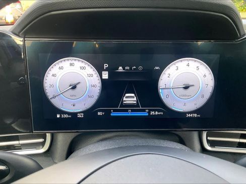 Used 2025 Hyundai Elantra SEL FWD image 26