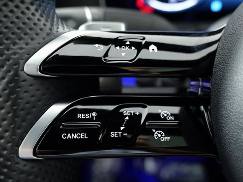 Used 2022 Mercedes-Benz E 450 Coupe image 42