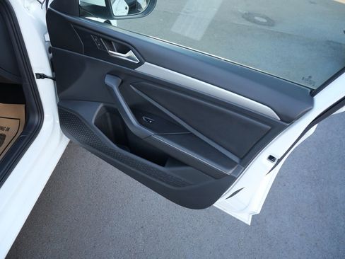 Used 2024 Volkswagen Jetta S image 32