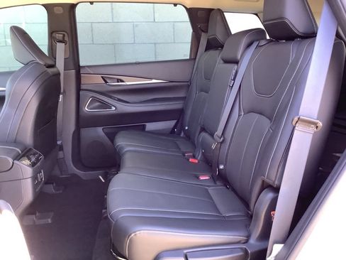 Used 2022 INFINITI QX60 Sensory w/ Cargo Package AWD/4WD image 22