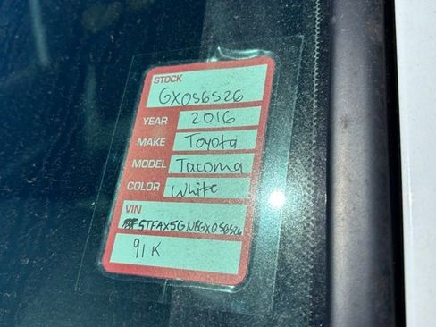 Used 2016 Toyota Tacoma SR w/ SR Convenience Package RWD image 5