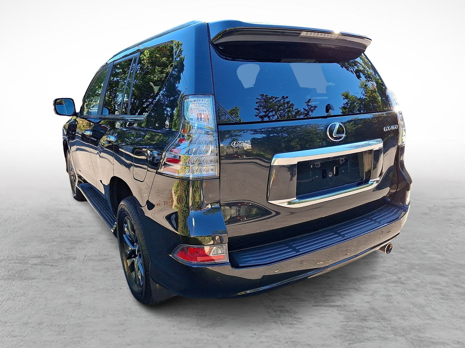 Used 2023 Lexus GX 460 Premium w/ Premium Package AWD/4WD image 4