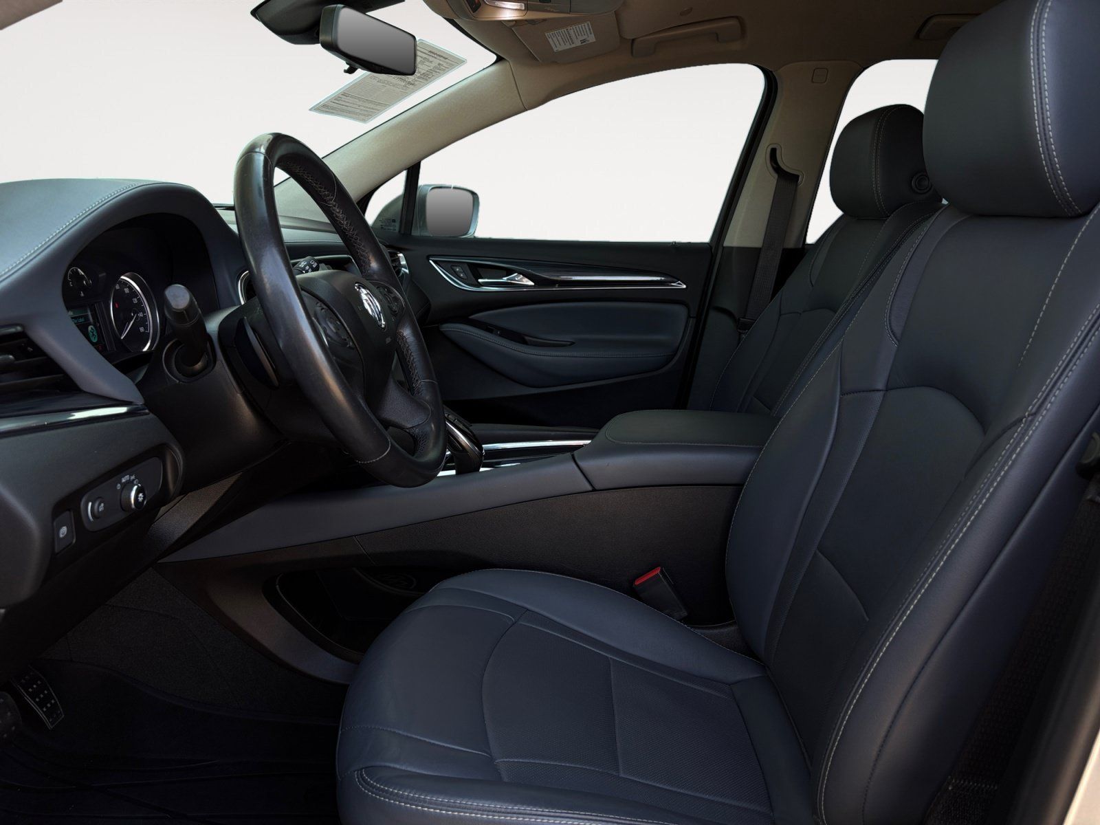 Used 2019 Buick Enclave Essence FWD image 23
