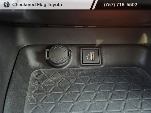 Used 2024 Toyota RAV4 XLE Premium image 36