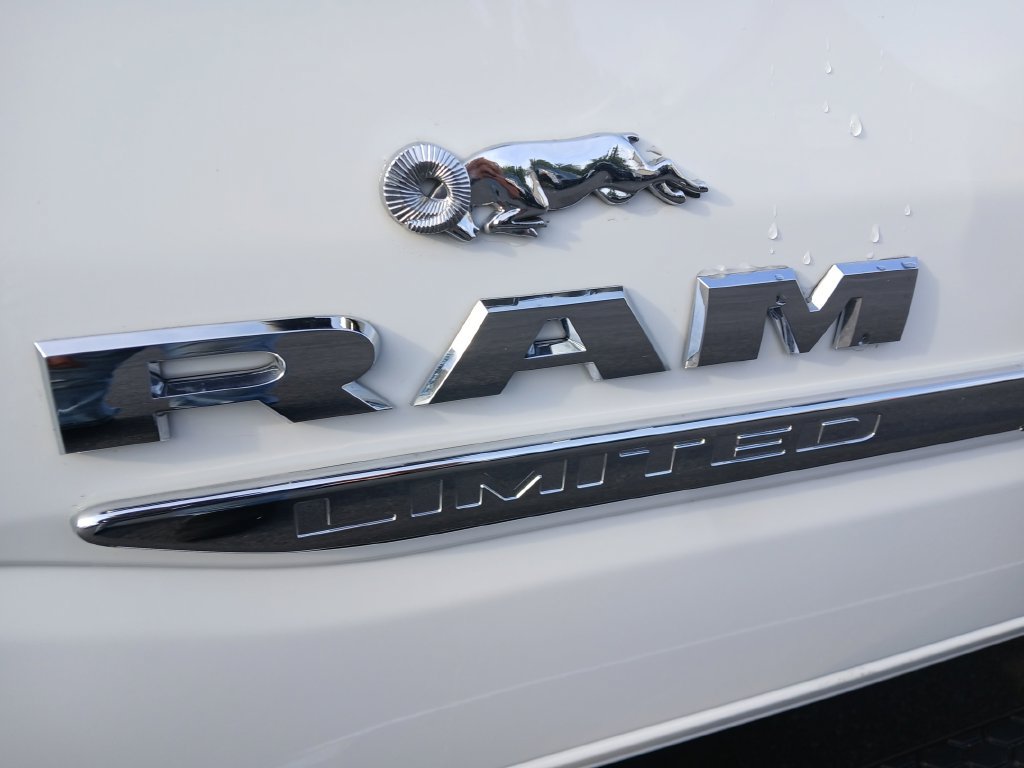 Used 2023 RAM 1500 Laramie AWD/4WD image 31